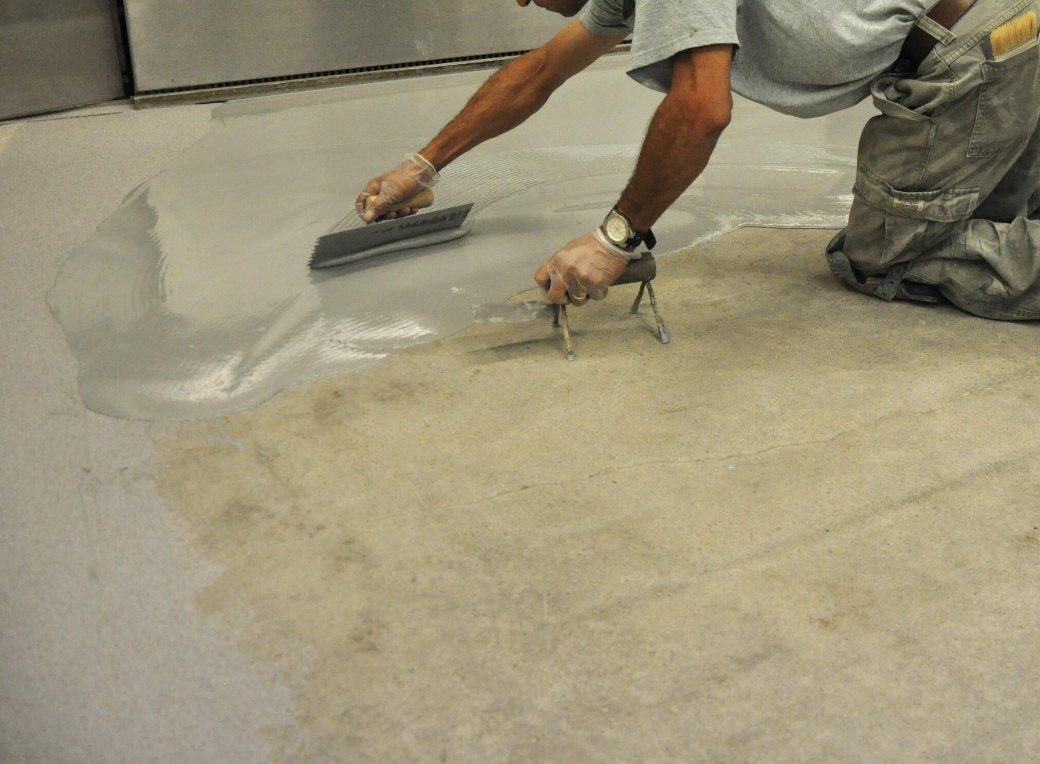 easy to spread floor coating