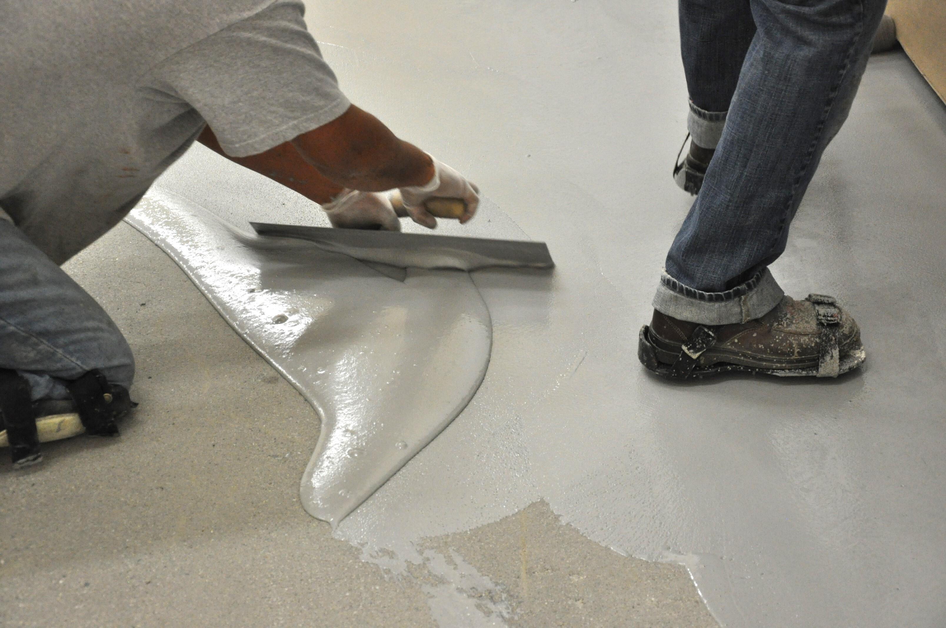 easy to spread floor resurfacer